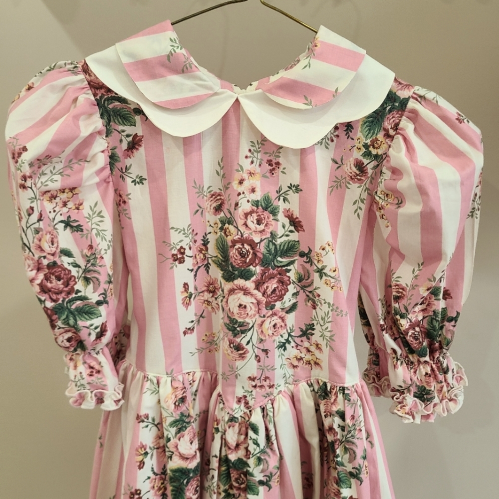 Vintage size 7 girl's dress BEAUTIFUL